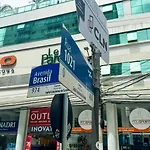 200 Metros Da Praia Central Na Avenida Brasil Proximo A Roda Gigante E Shopping Atlantico